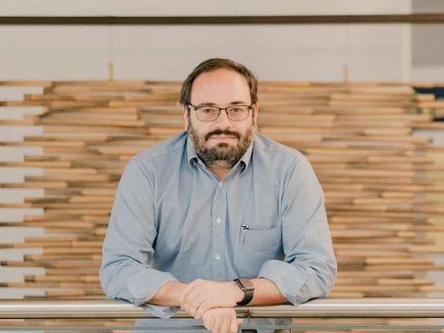 Nicanor Quijano, profesor titular del Departamento de Ingeniería Eléctrica y Electrónica
